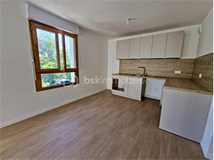 t3 à la location -   77420  CHAMPS SUR MARNE, surface 62 m2 location t3 - UBI474440354